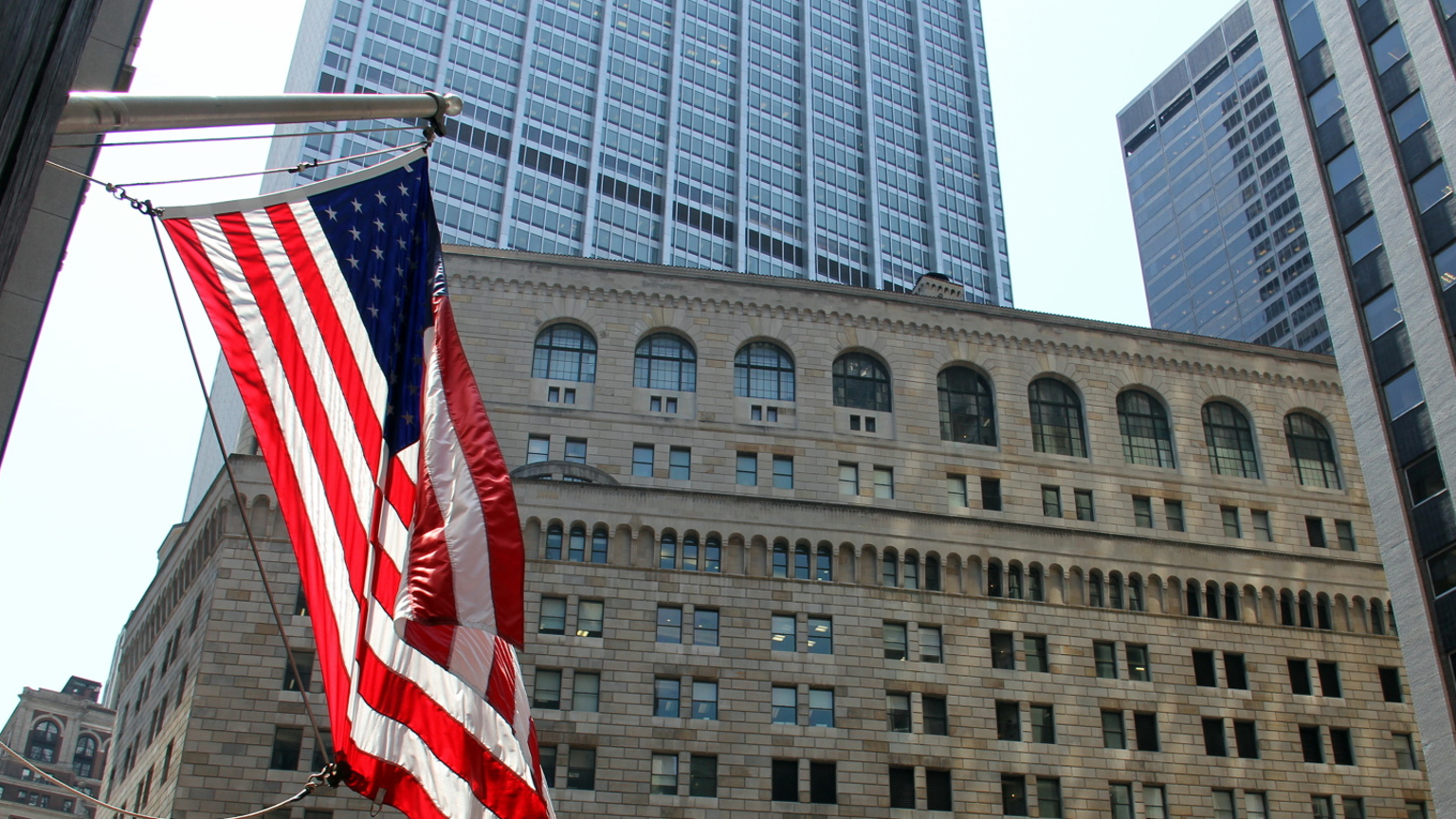 article.featuredImage.altText