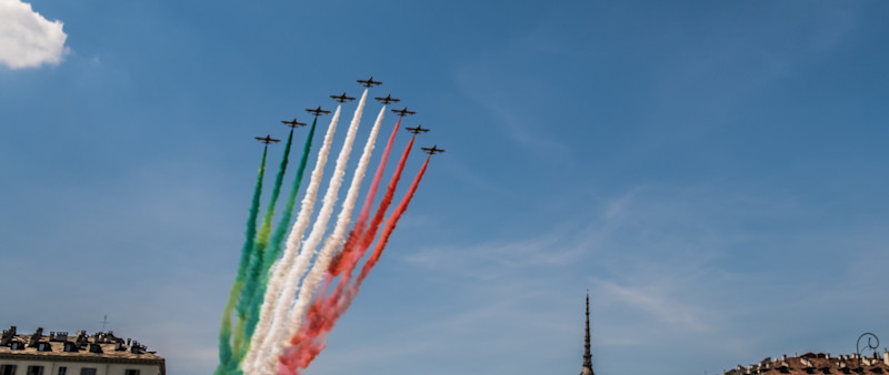 article.featuredImage.altText