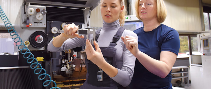 article.featuredImage.altText