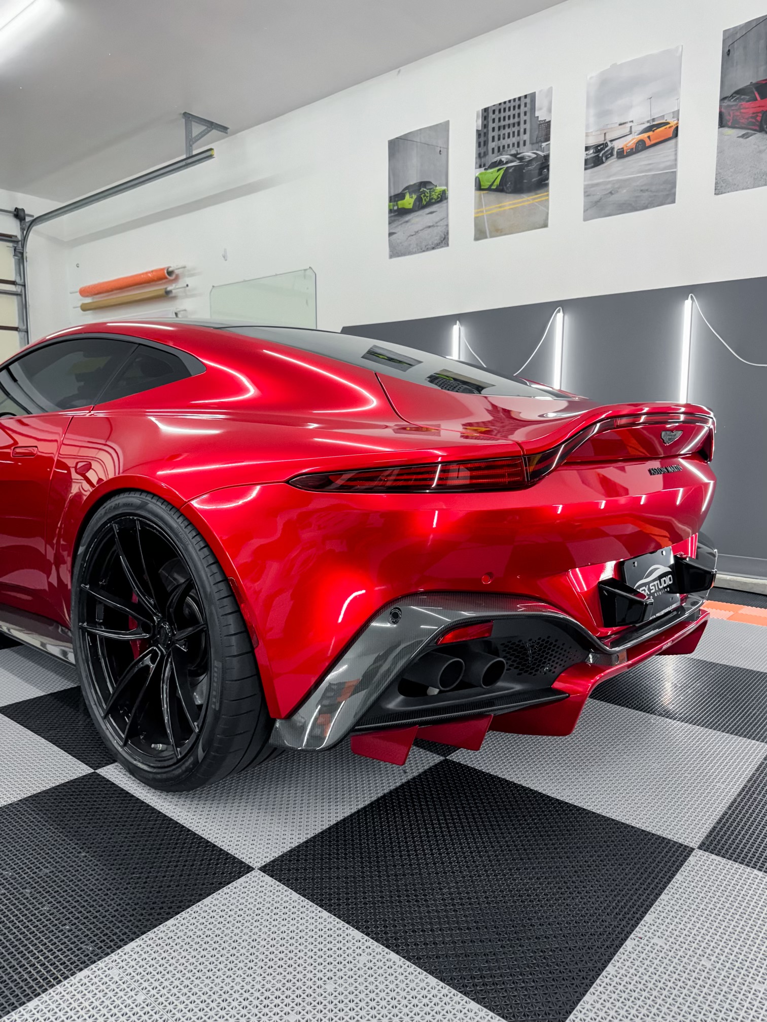Aston Martin Vantage with Motivo Forged MB-D custom wheels in gloss black finish rear corner view