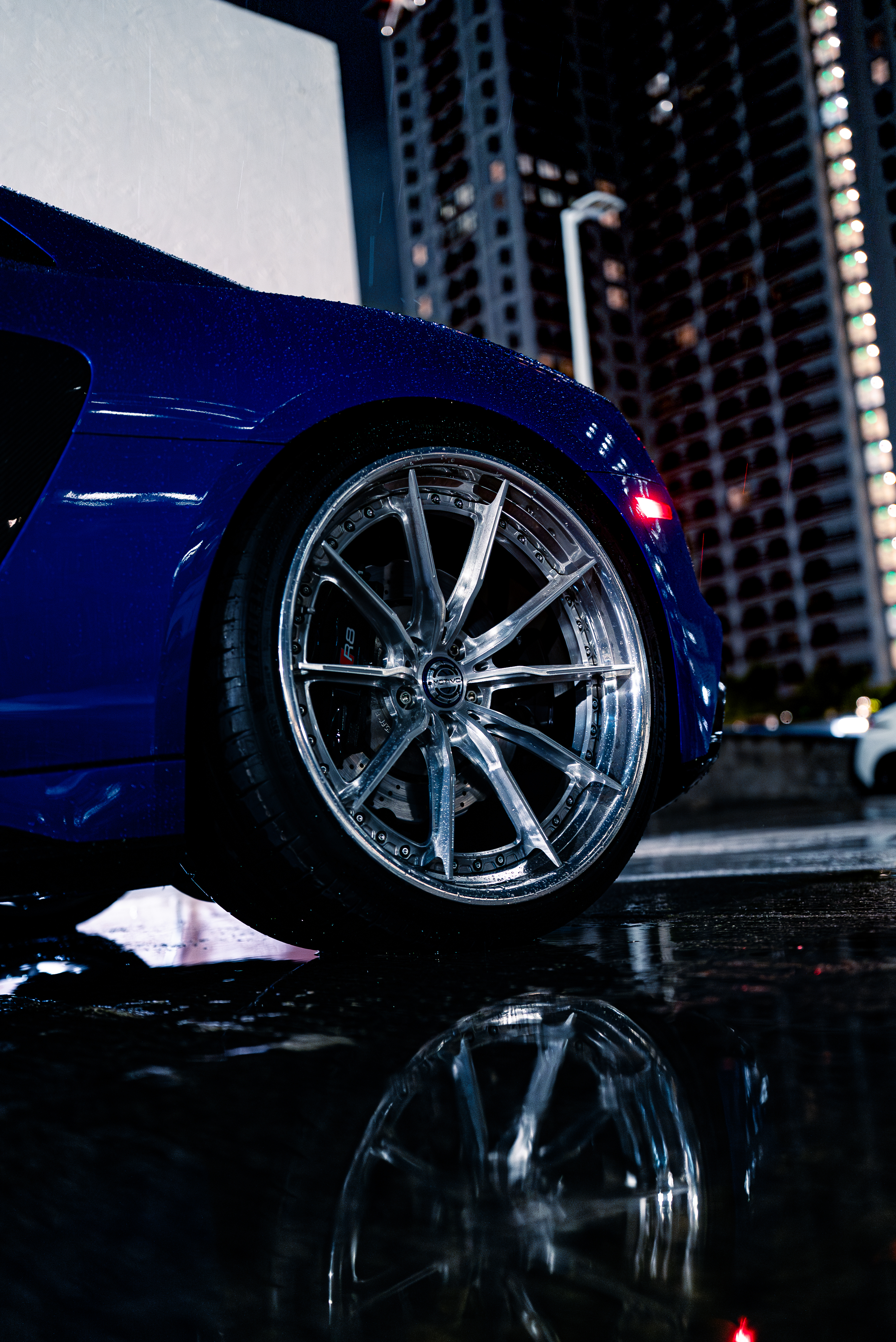 Gen 3 Audi R8 with Motivo Forged CS-M custom wheels in gloss brushed clear face and gloss polished clear lip rear view