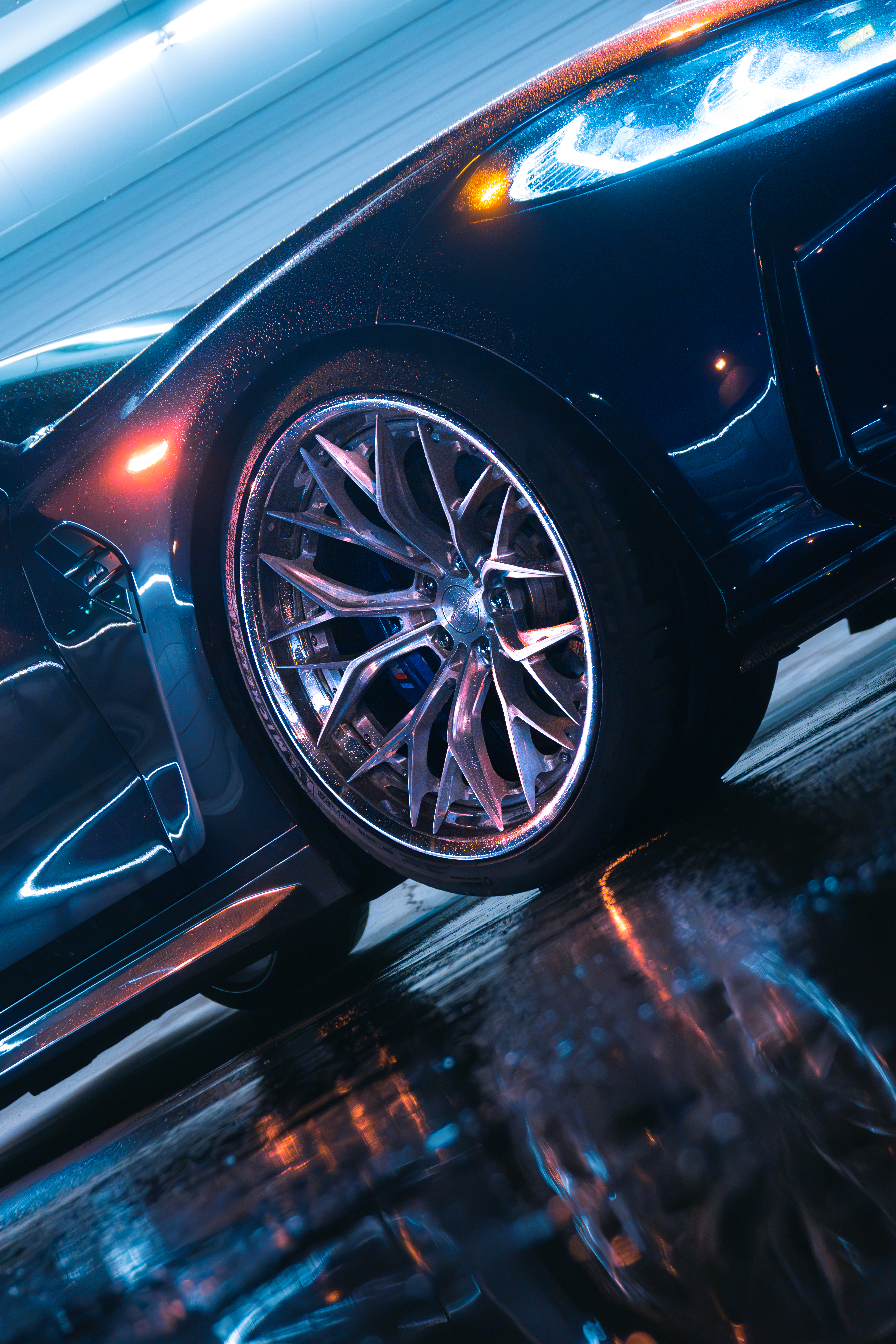 BMW M4 with Motivo Forged CS-J custom wheels in gloss brushed clear face and triple chrome lip wheel view