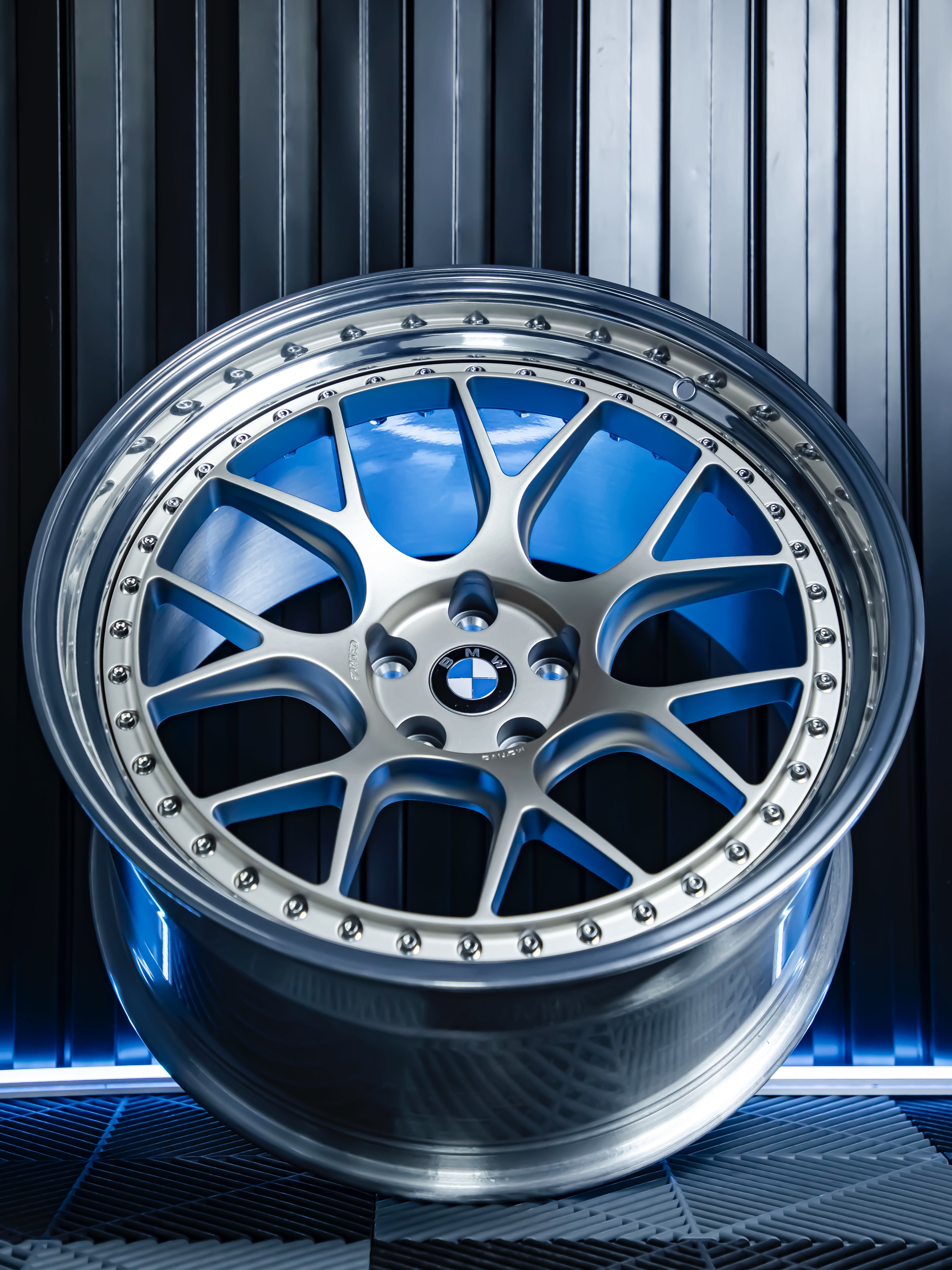 Motivo 2-piece wheel