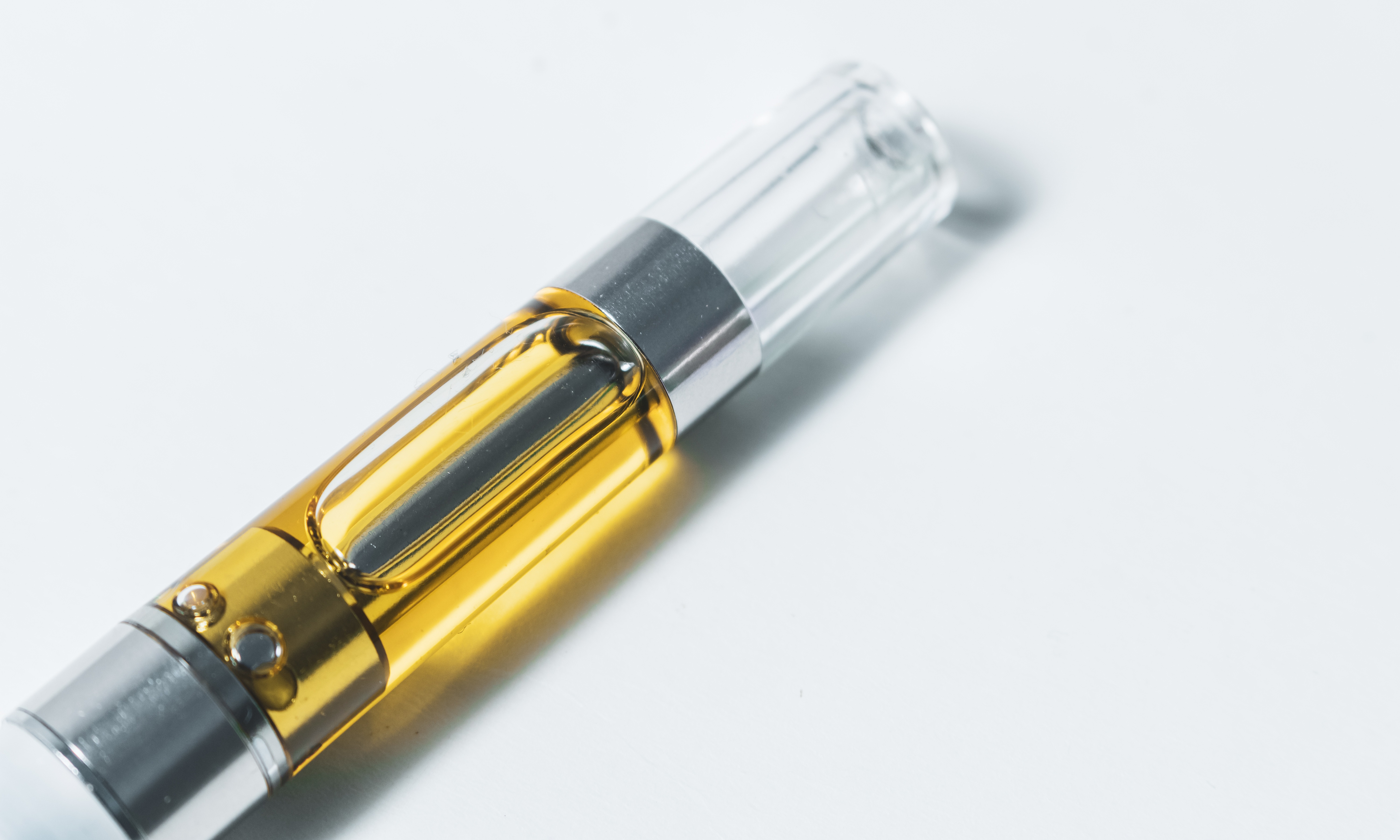 Best Voltage for THC Carts: What To Know