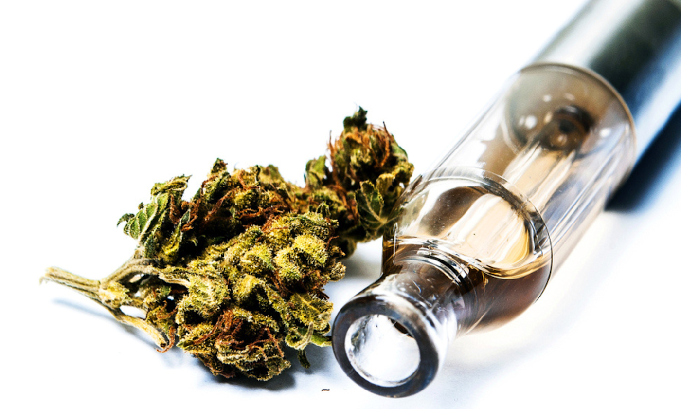 Types of Dab Pens: The Guide to Entry Level, Advanced, Disposable, and Reusable Options