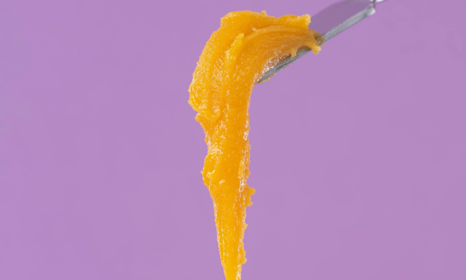 Different Types of Wax Dabs and How to Use Them