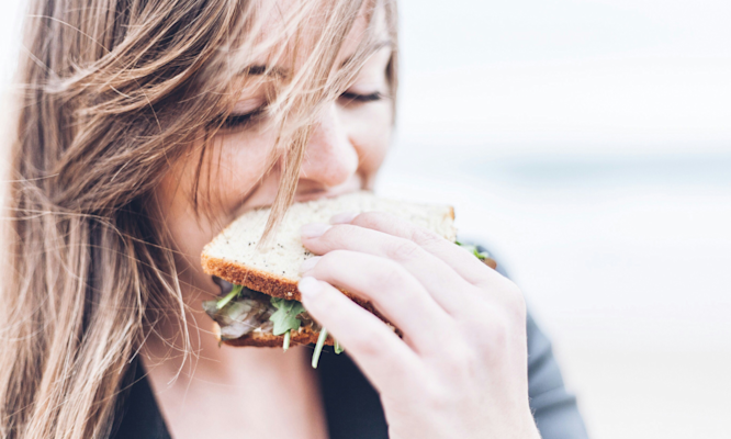 Weed Munchies Explained: The Complete Guide to Cannabis Appetite