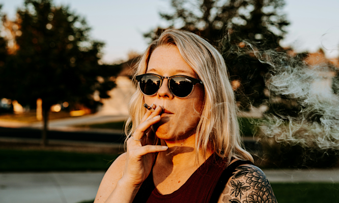 How to Smoke a Joint for Beginners