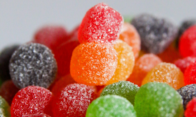 Why Edibles Stay in Your System Longer Than Smoking