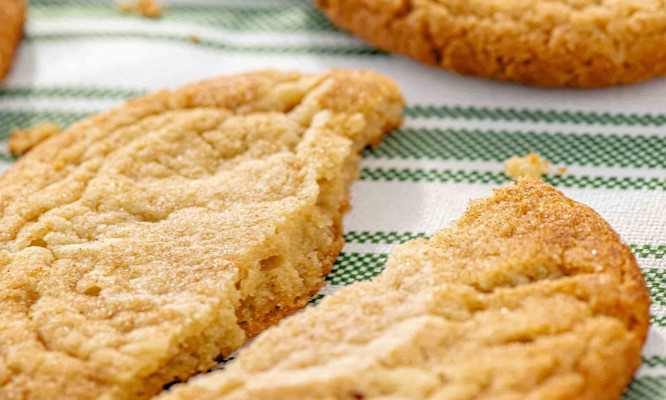 Edibles vs. Smoking: Costs, Effects, and Product Comparisons