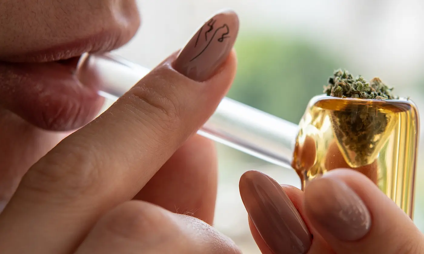 How Often Should You Clean Your Weed Pipe for Best Flavor