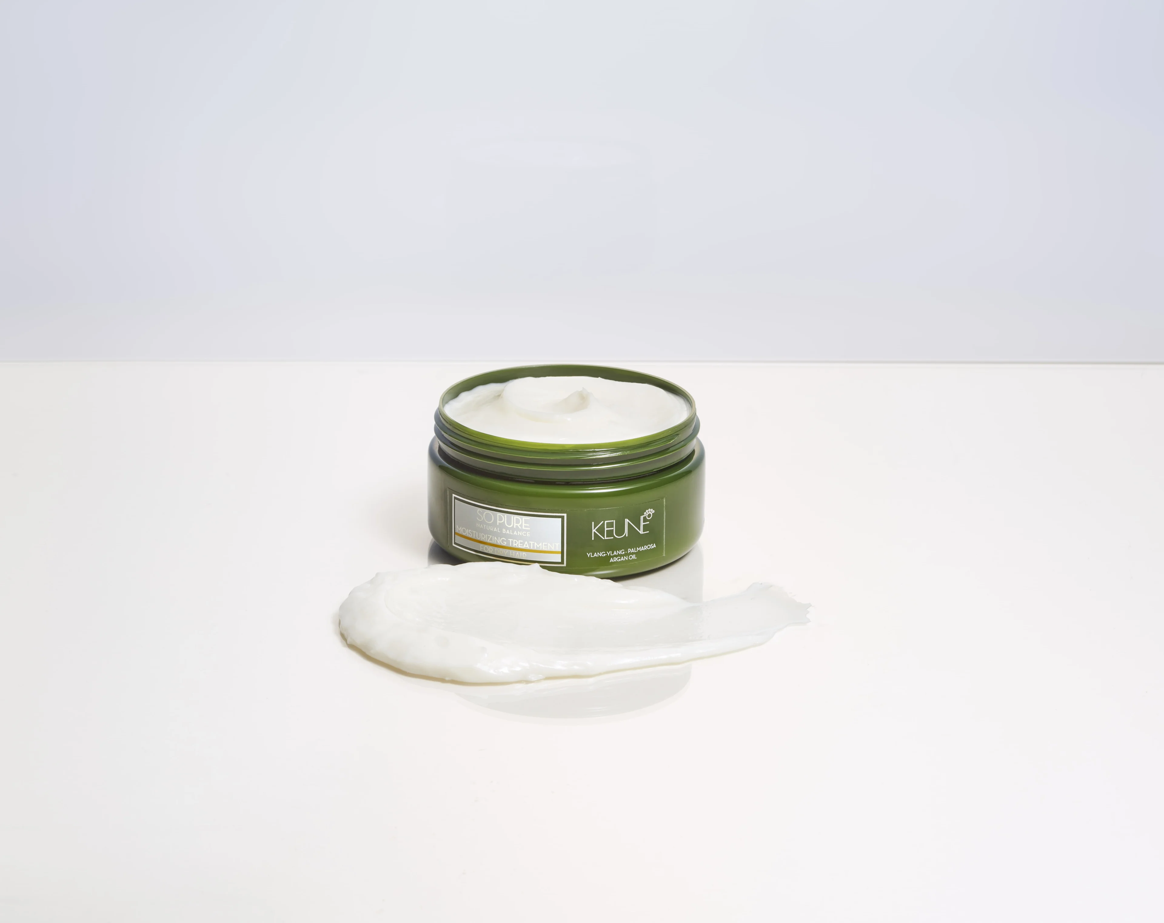 Image of open jar Keune So Pure Moisturizing Treatment