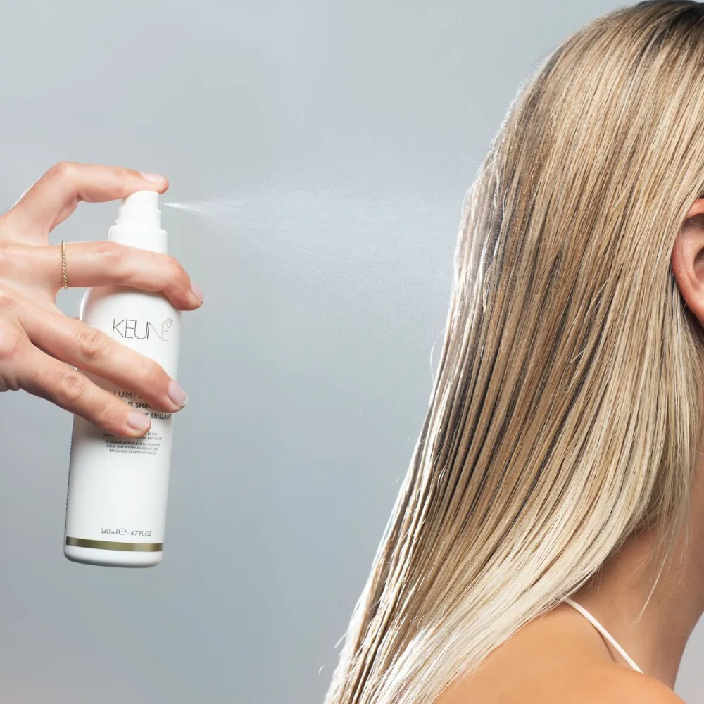 Media - Image of Lumi Coat Spray - Blog shiny hair