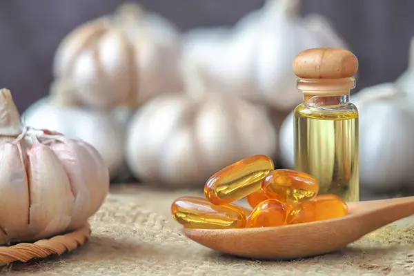 Garlic supplements and oil