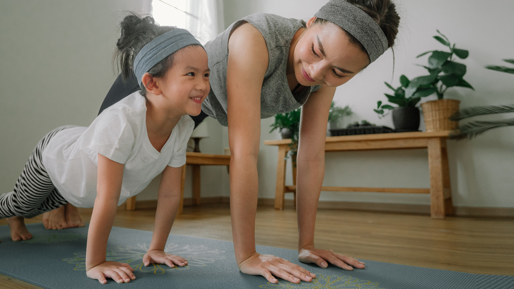 10 Workouts You Can Do in a Small Space Mom