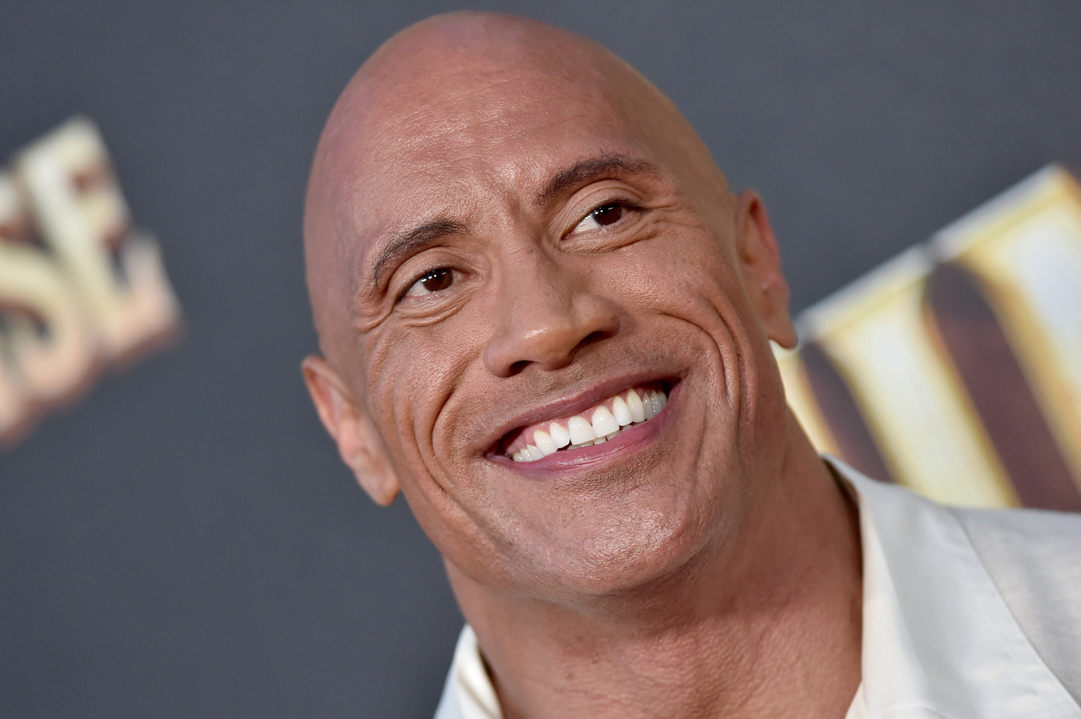 Dwayne Johnson The Rock Brushing His Daughter's Hair