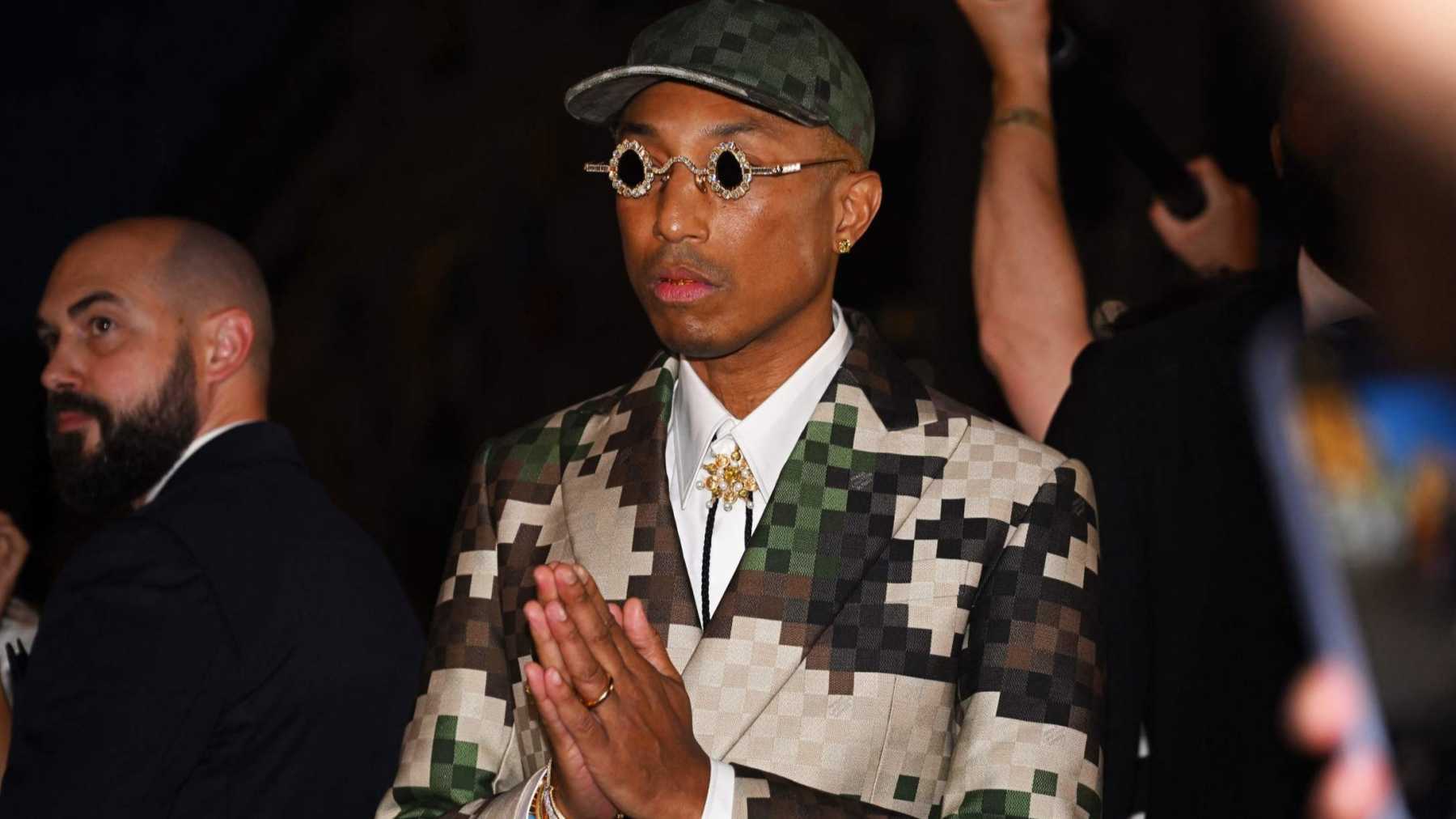 Pharrell’s Triplets Seen for the First Time at His Debut Louis Vuitton ...