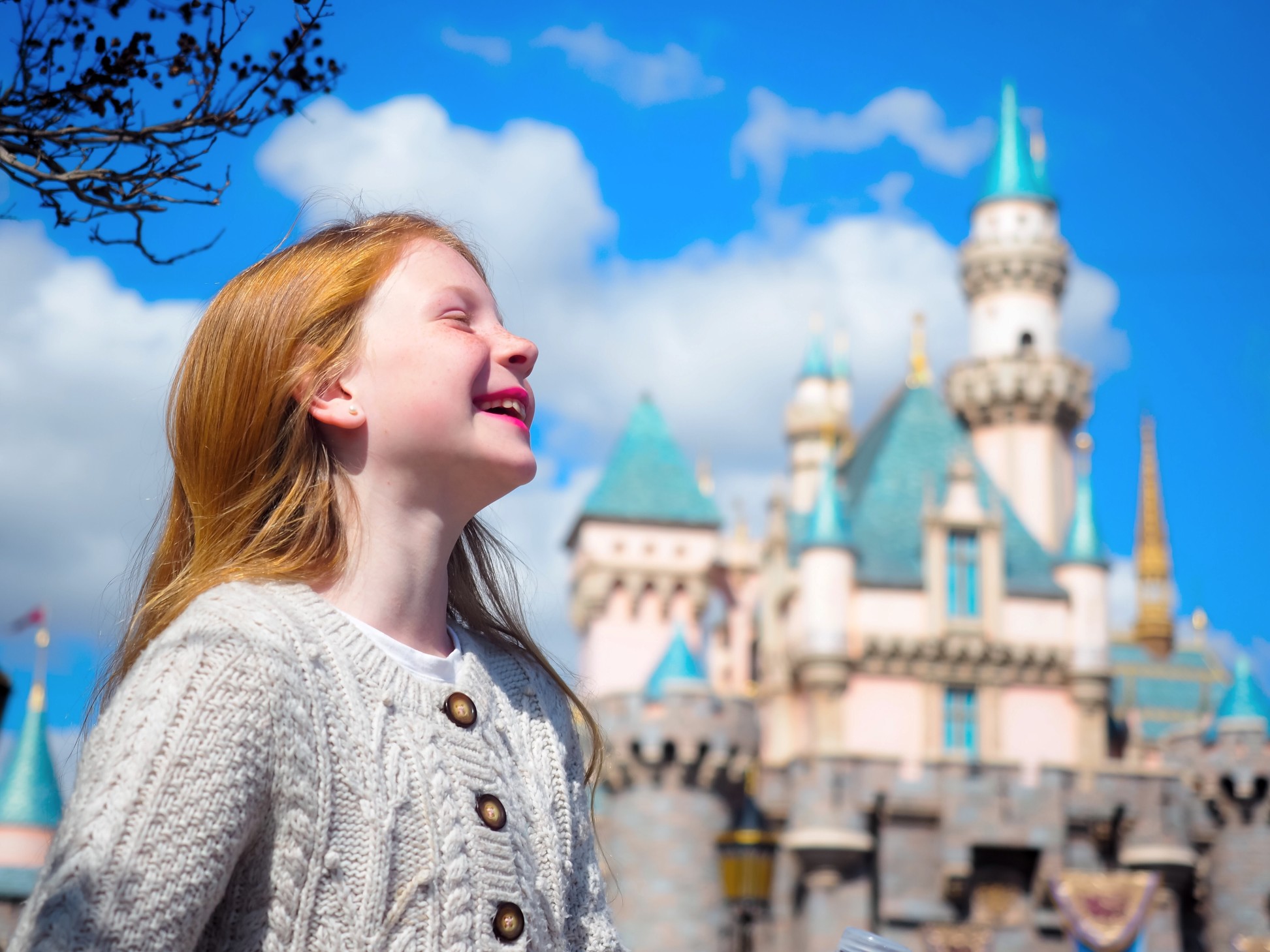 here-s-what-it-actually-costs-to-spend-4-days-at-disneyland-mom