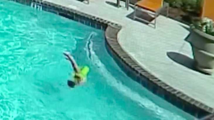 3 Year Old Nearly Drowns After Pool Toy Flips And Forces Her Underwater For 2 Minutes In Startling