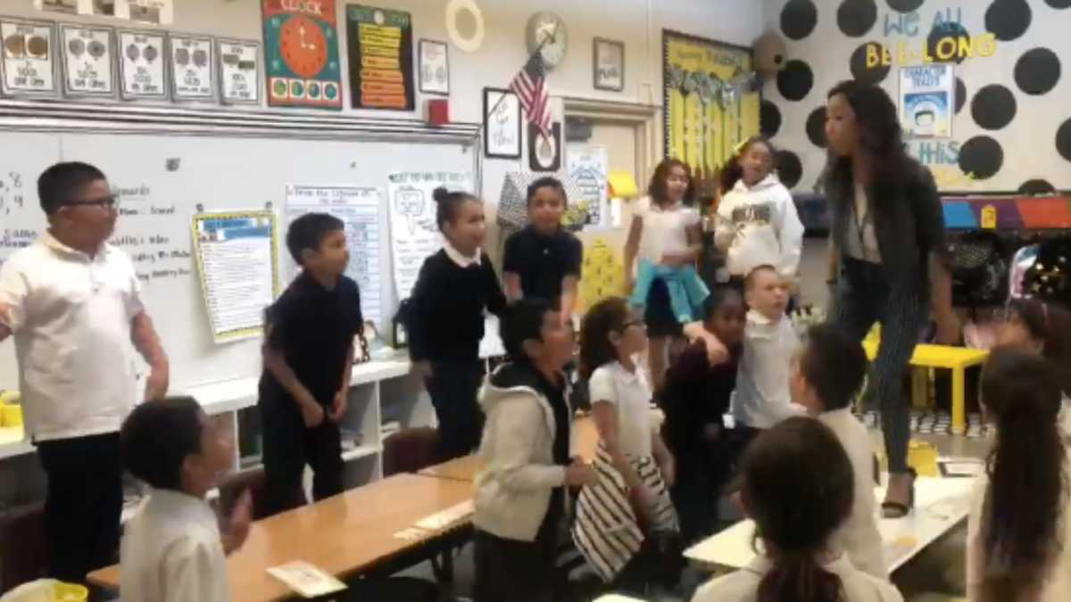 California Teacher Turns Lizzo S Truth Hurts Into An Inspiring