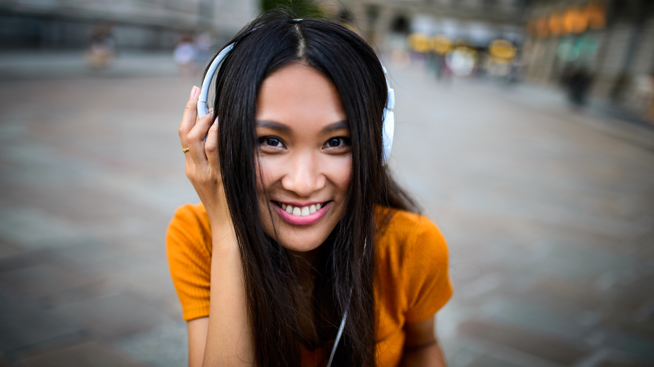 9 Best Travel Podcasts