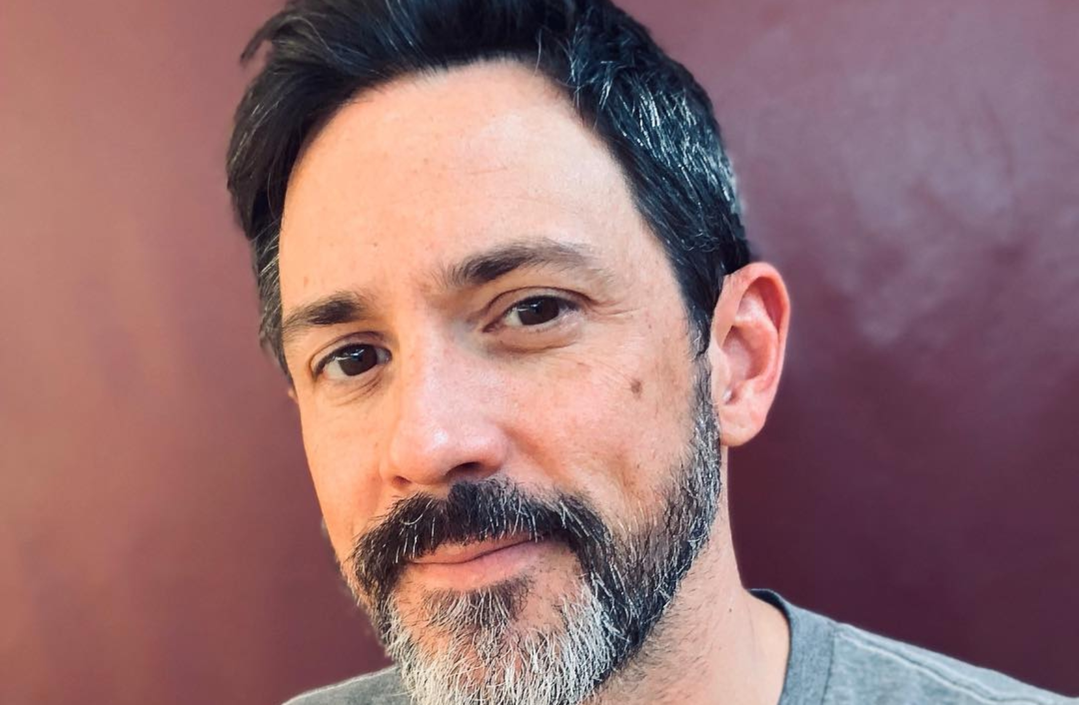 Steve Kazee s Emotional Tribute To His Late Mom Shows The Kind Of Dad 