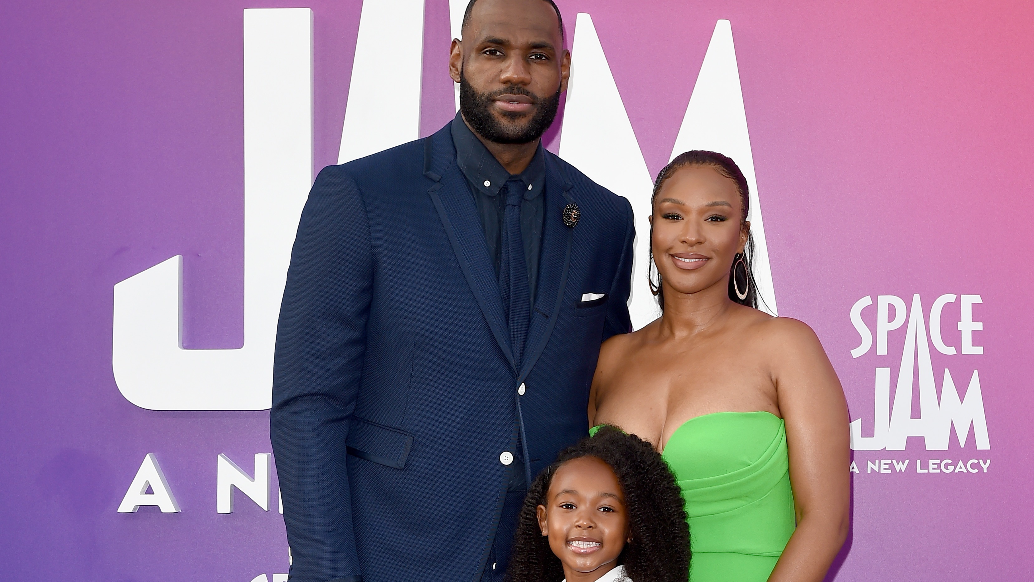 LeBron James Caught Off Guard After Seeing Daughter’s Fake Nails Courtside