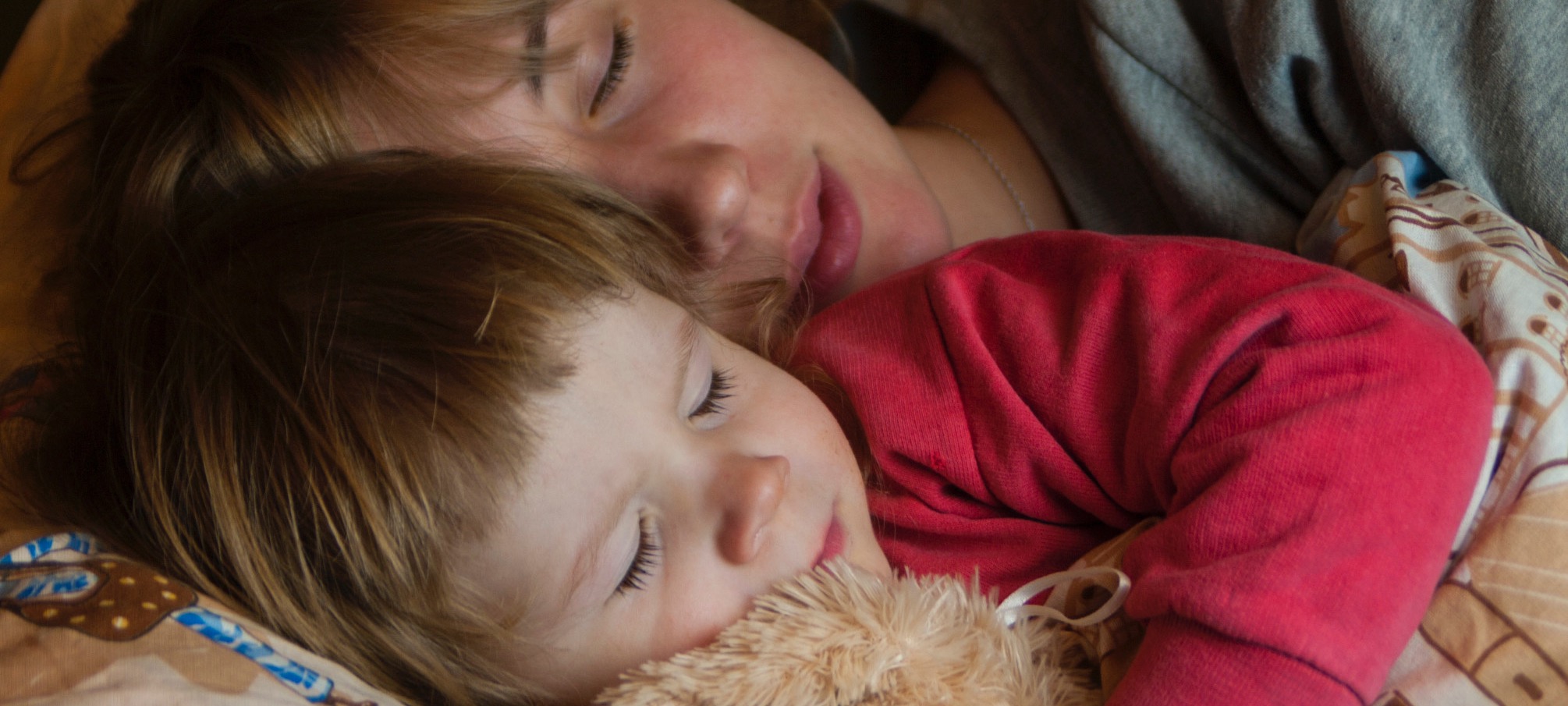 Is CoSleeping With My Toddler Safe?