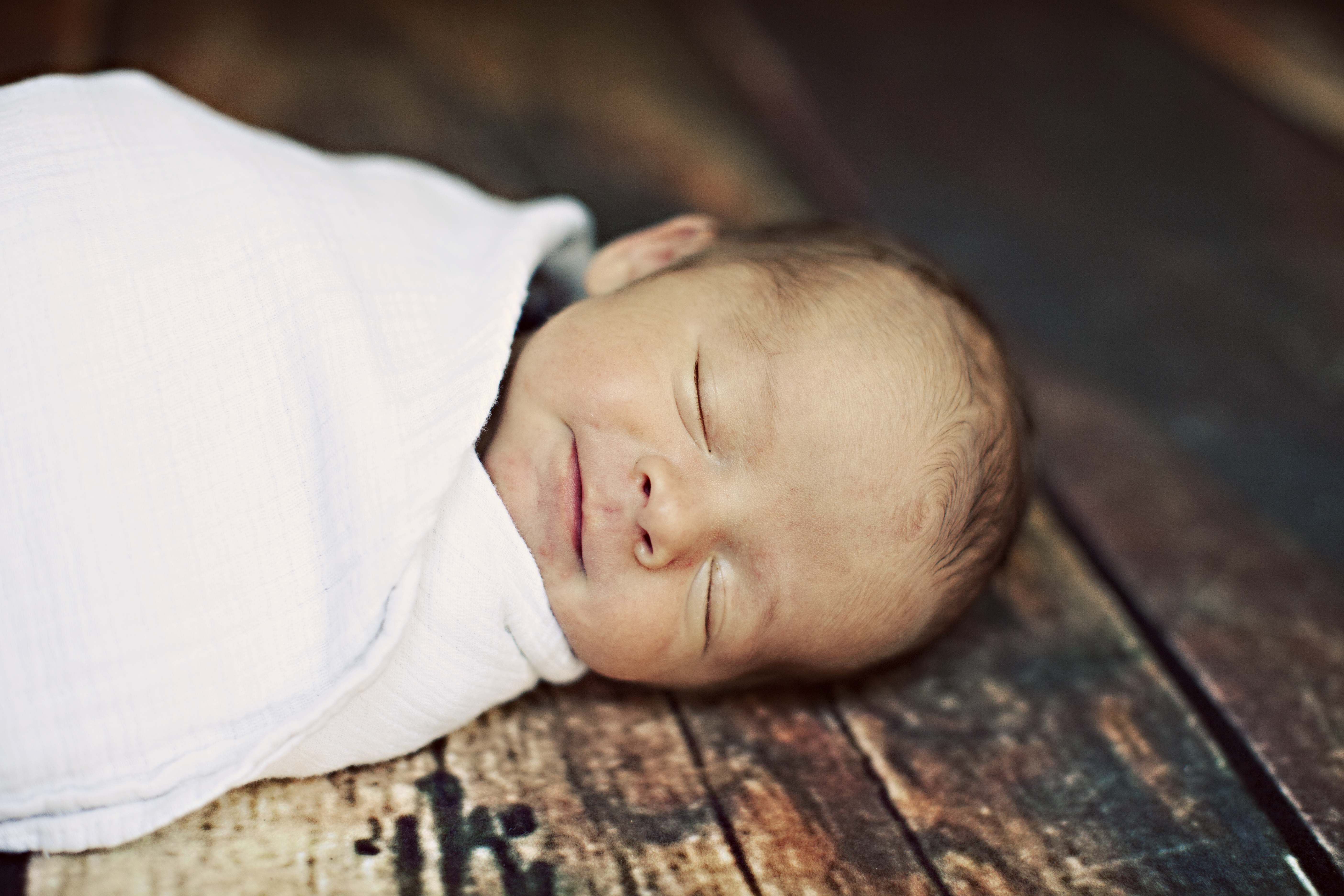 When Do I Stop Swaddling My Baby?