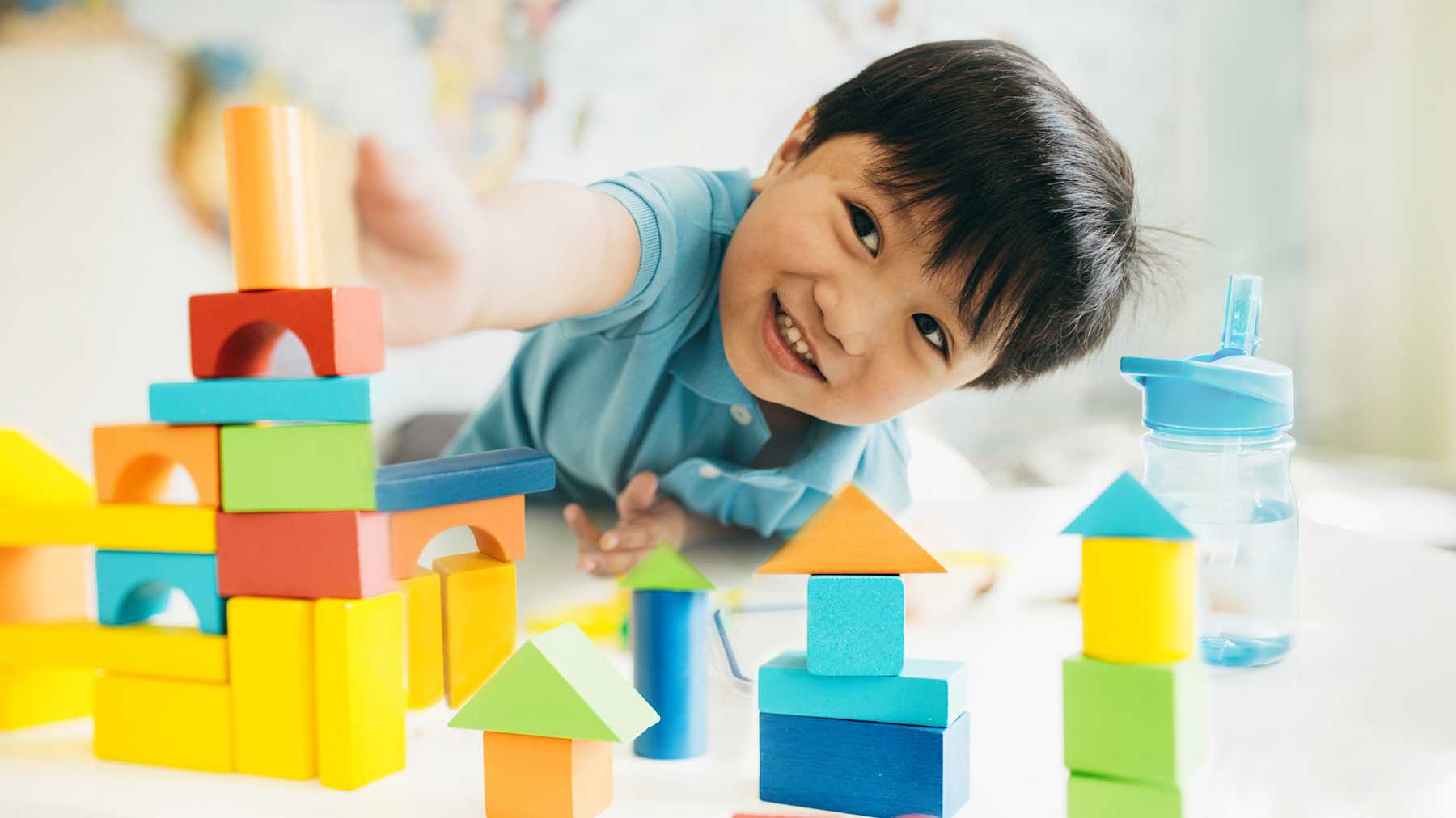 8 ways to get your child ready for kindergarten momcom