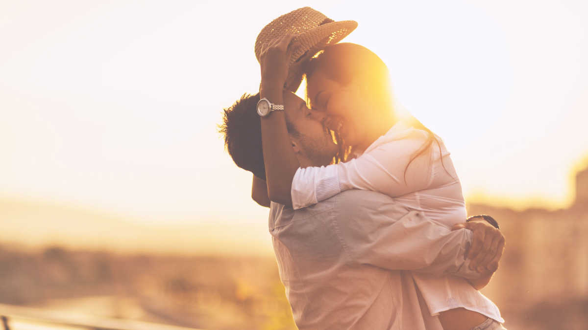 Romantic Couple In Love Stock Photo - Download Image Now - iStock