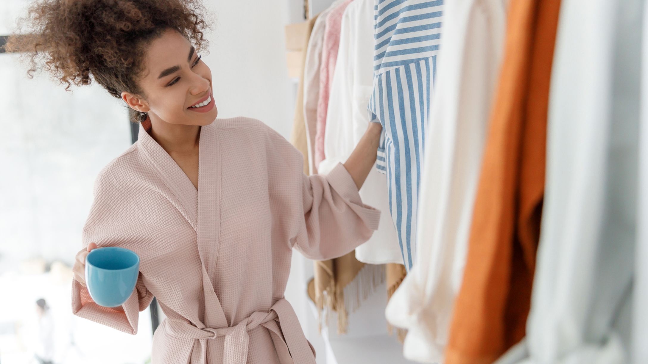 10 Tips for Spring Cleaning Your Closet