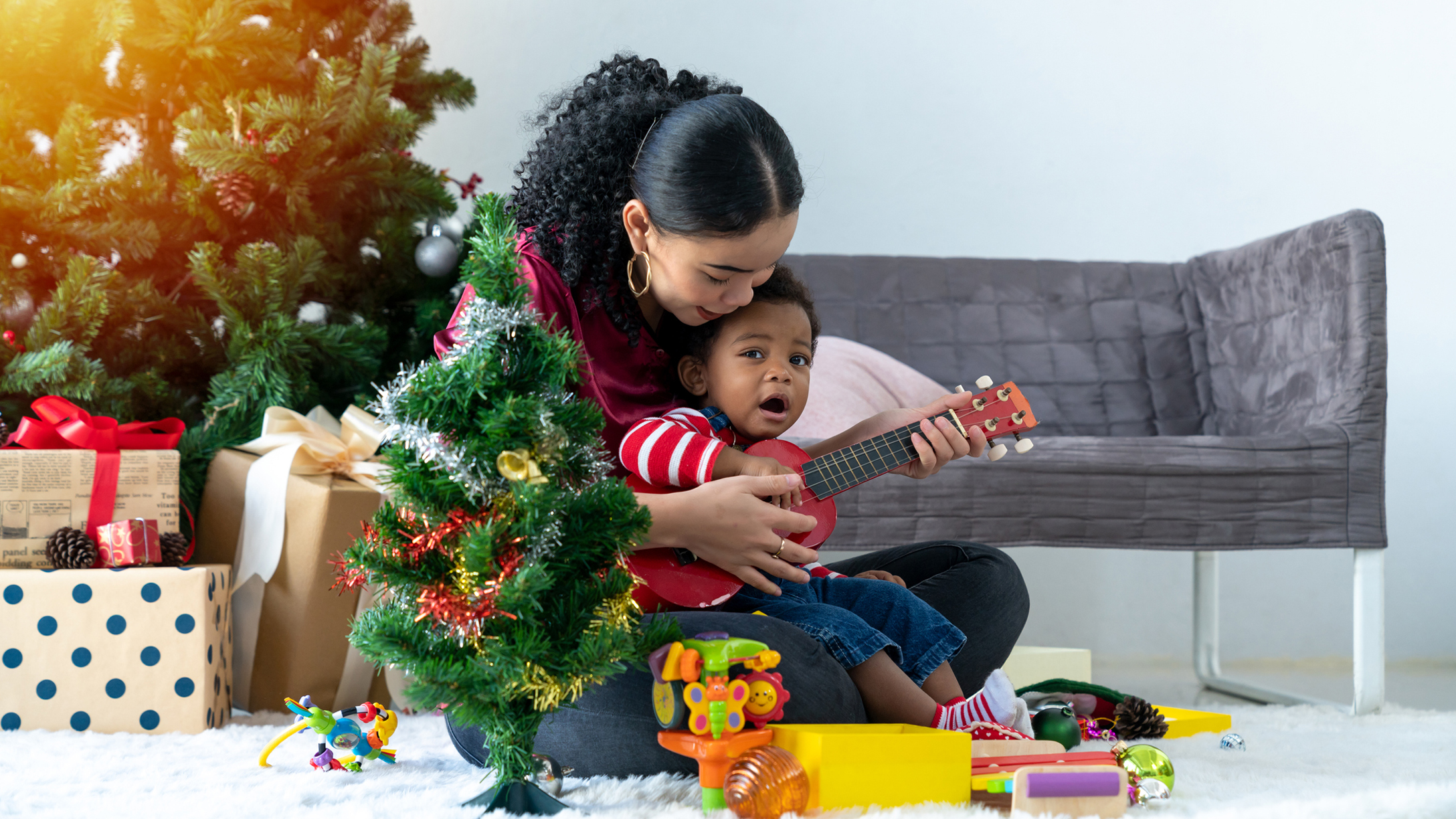 9 Of The Best Christmas Songs For Kids Mom Com