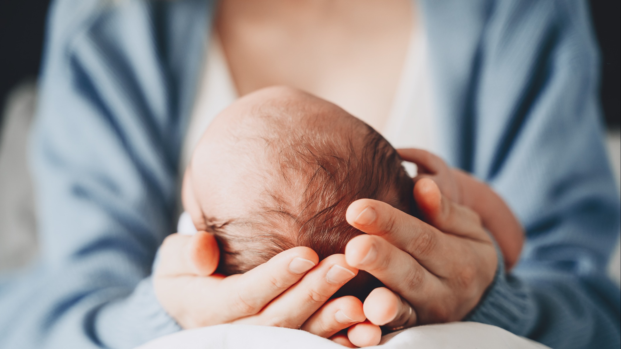 Baby doesn't reach deals to be picked up