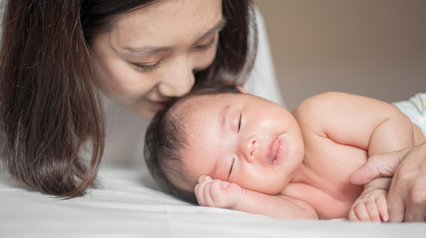 Common Newborn Sleep Myths Debunked