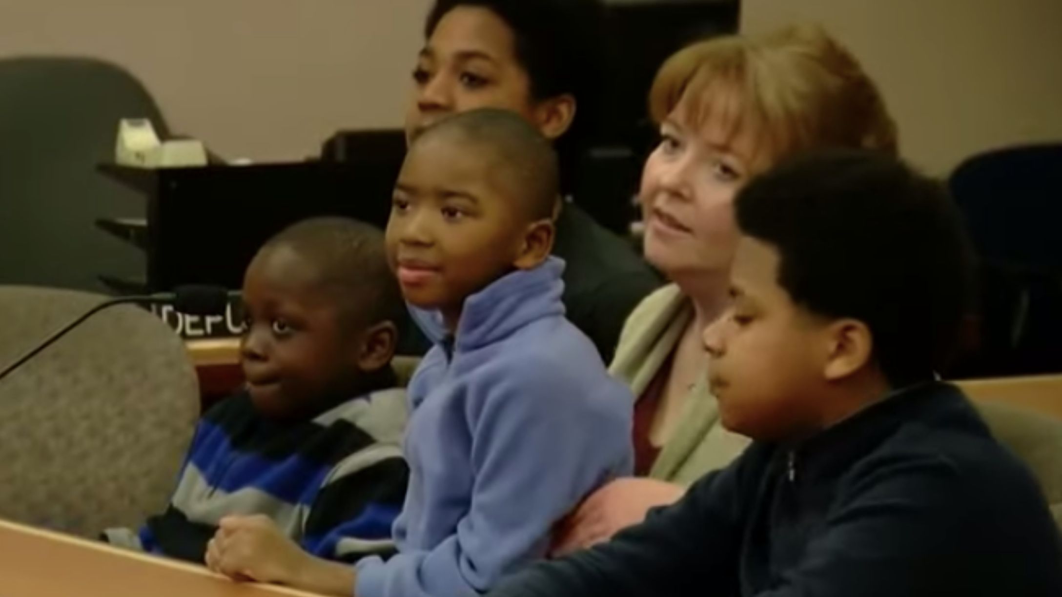 Single Mom Who Grew Up In Foster Care Adopts 6 Boys | Mom.com