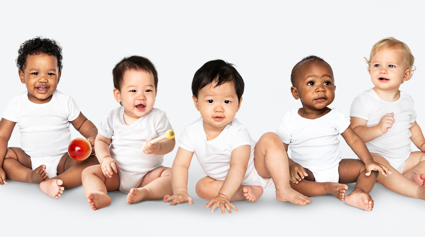 cleaning-poop-baby-clothes-1