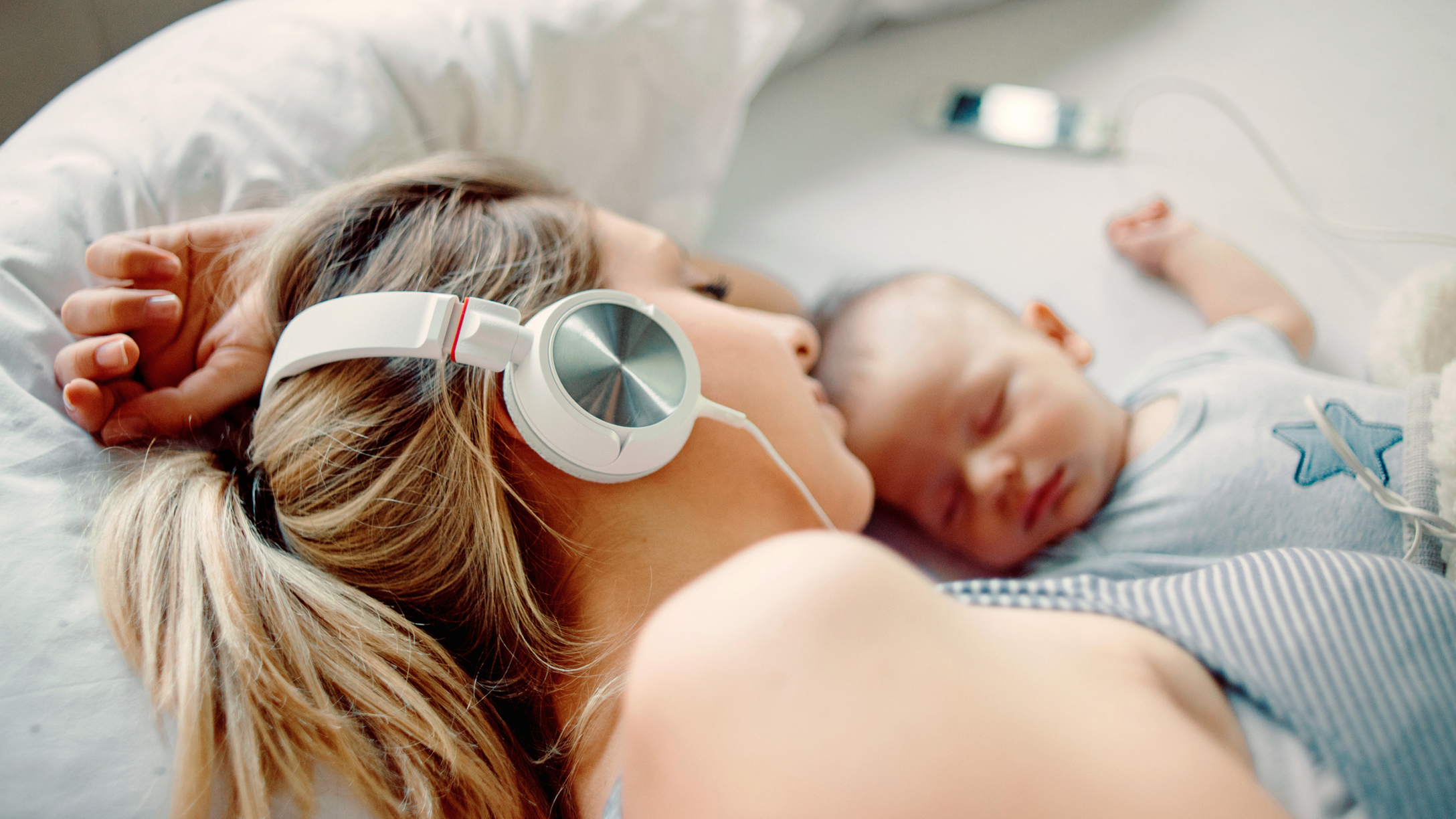 7 Best Podcasts For New Moms