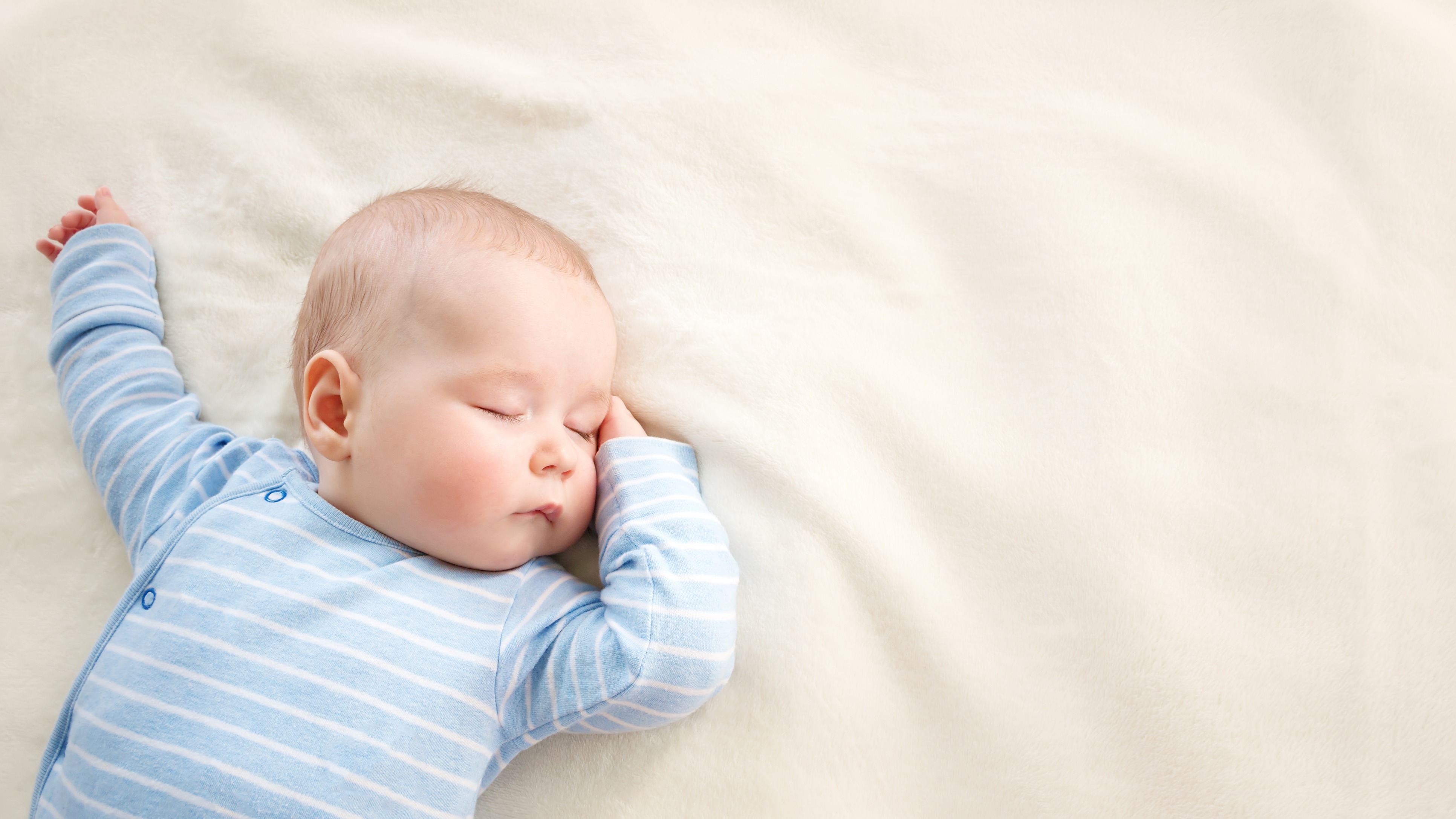 Newborn Weighted Sleep Sacks Could Pose Deadly Risk, AAP Says