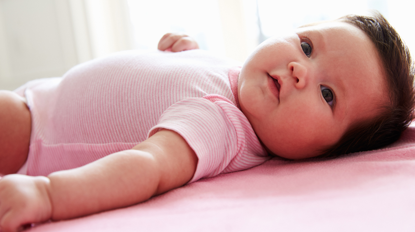 cleaning-poop-baby-clothes-2
