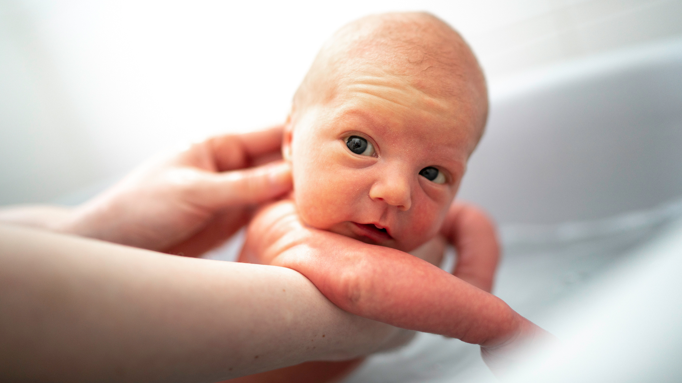 When Do I Give My Newborn a Bath?