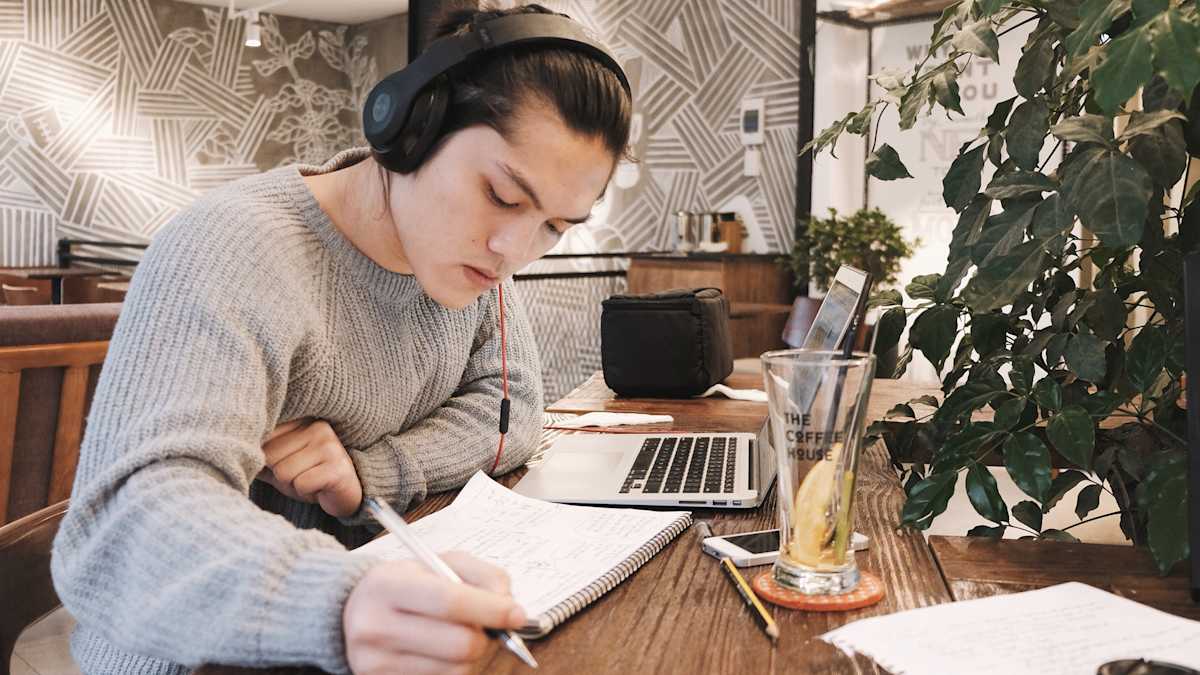 Help With College Applications