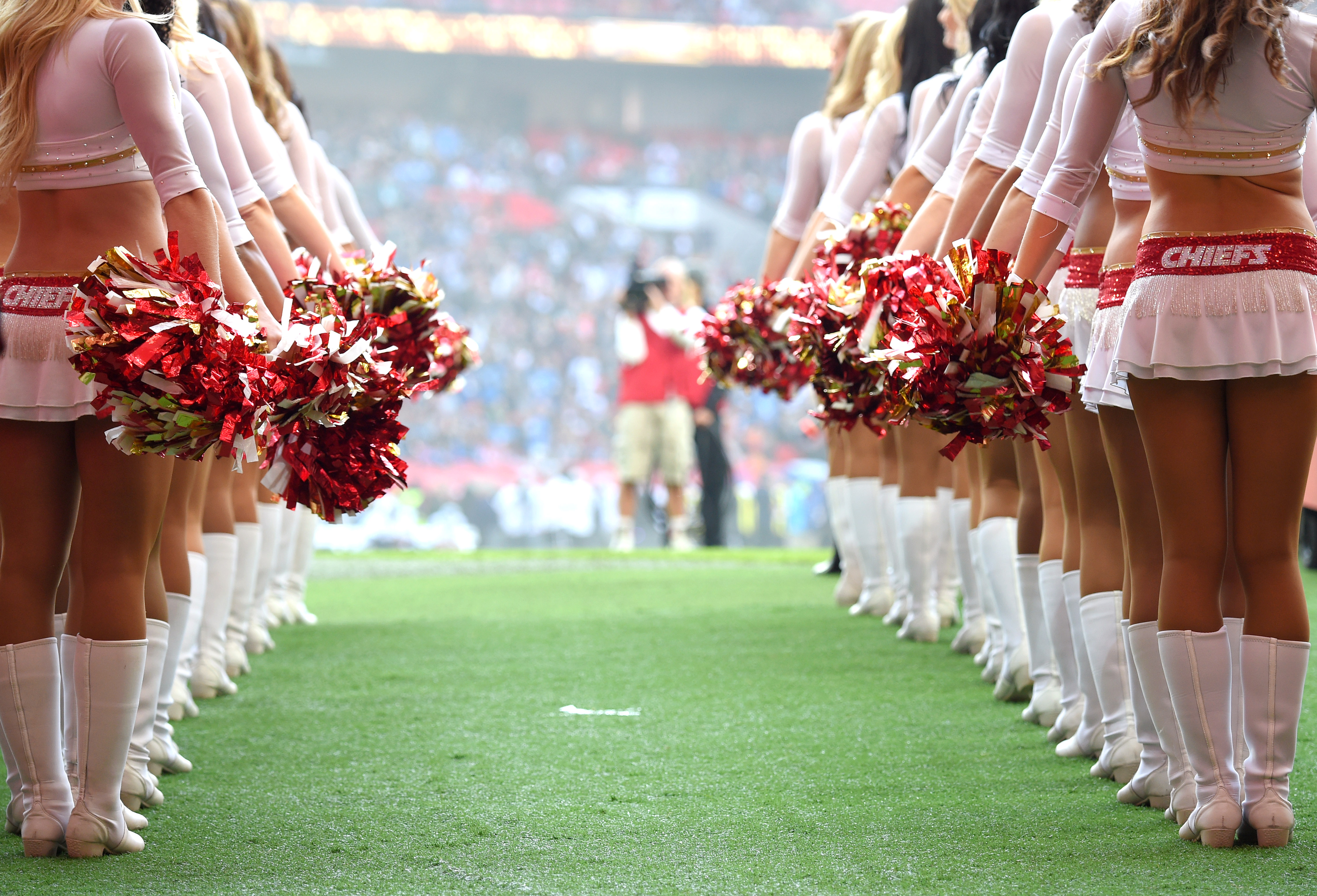 Former NFL Cheerleader Died After a Stillbirth. Now Her Family Is Pushing for Change