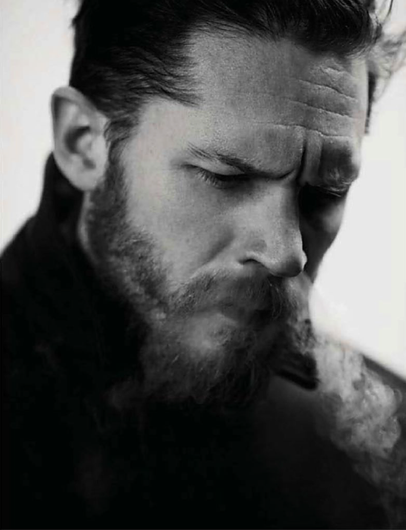 15 Photos of Tom Hardy That May Have 