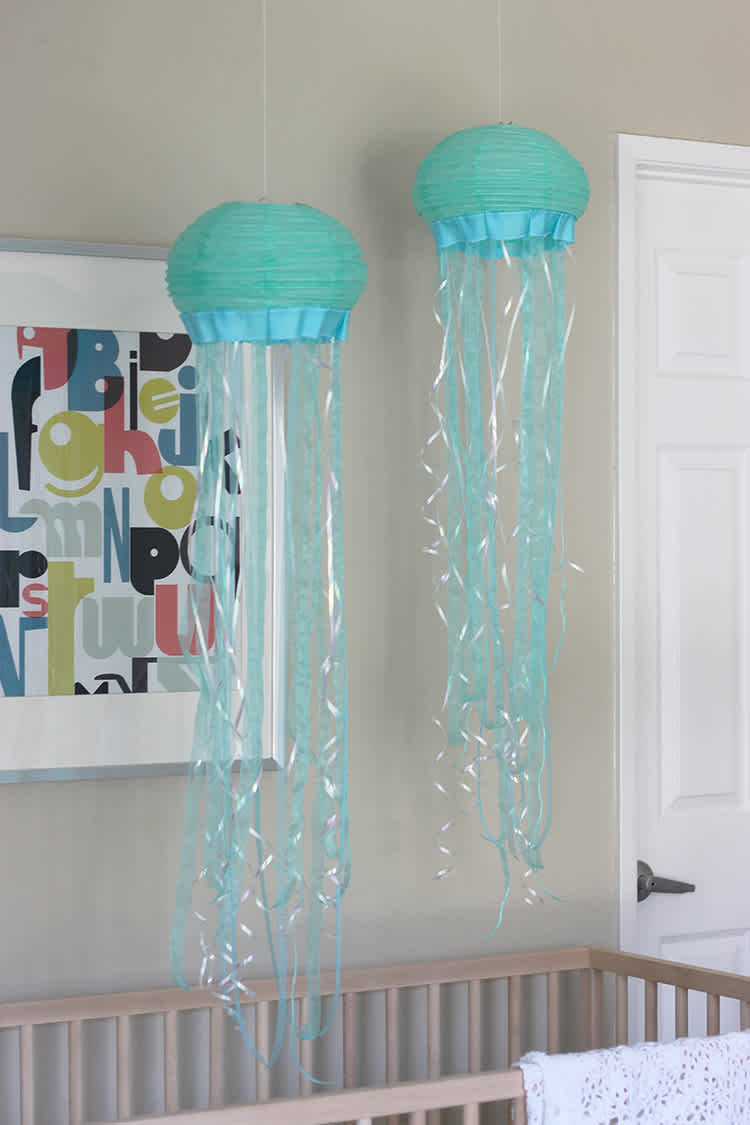 DIY Jellyfish Party Decoration Craft Tutorial - TheSuburbanMom