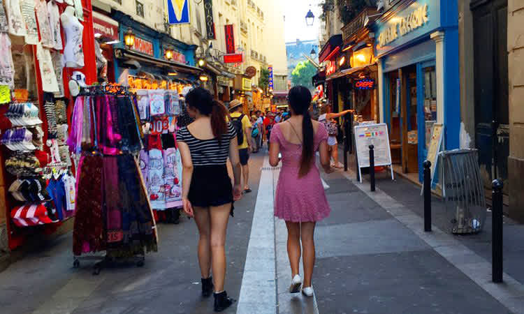 Teen Shopping in Paris: Best Stores & Areas for Teenagers