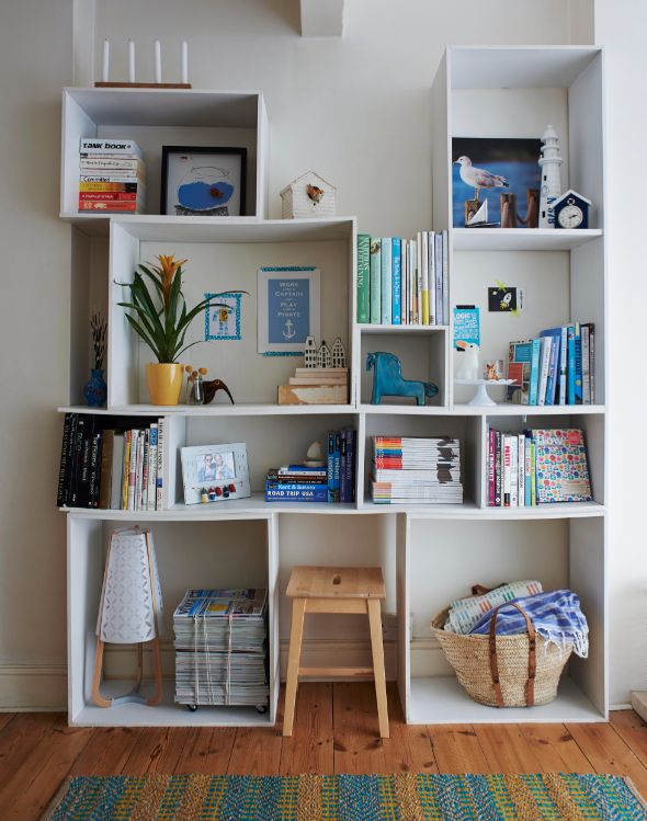 Easy DIY Modular Bookcase