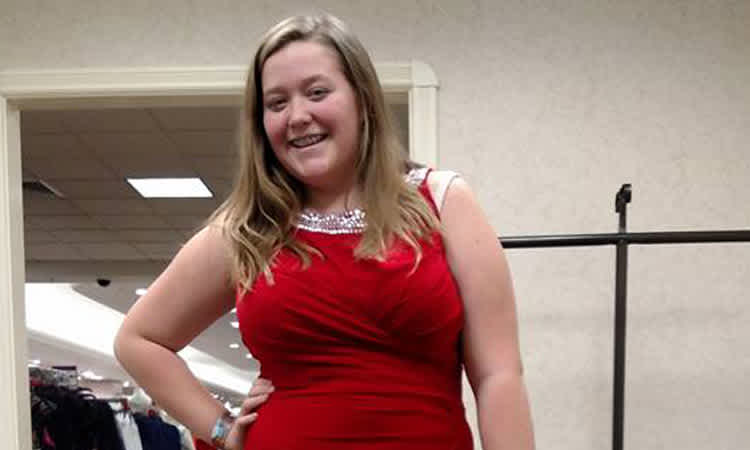 Mom Claps Back at Clerk Who Said Her Teen Should Wear Spanx