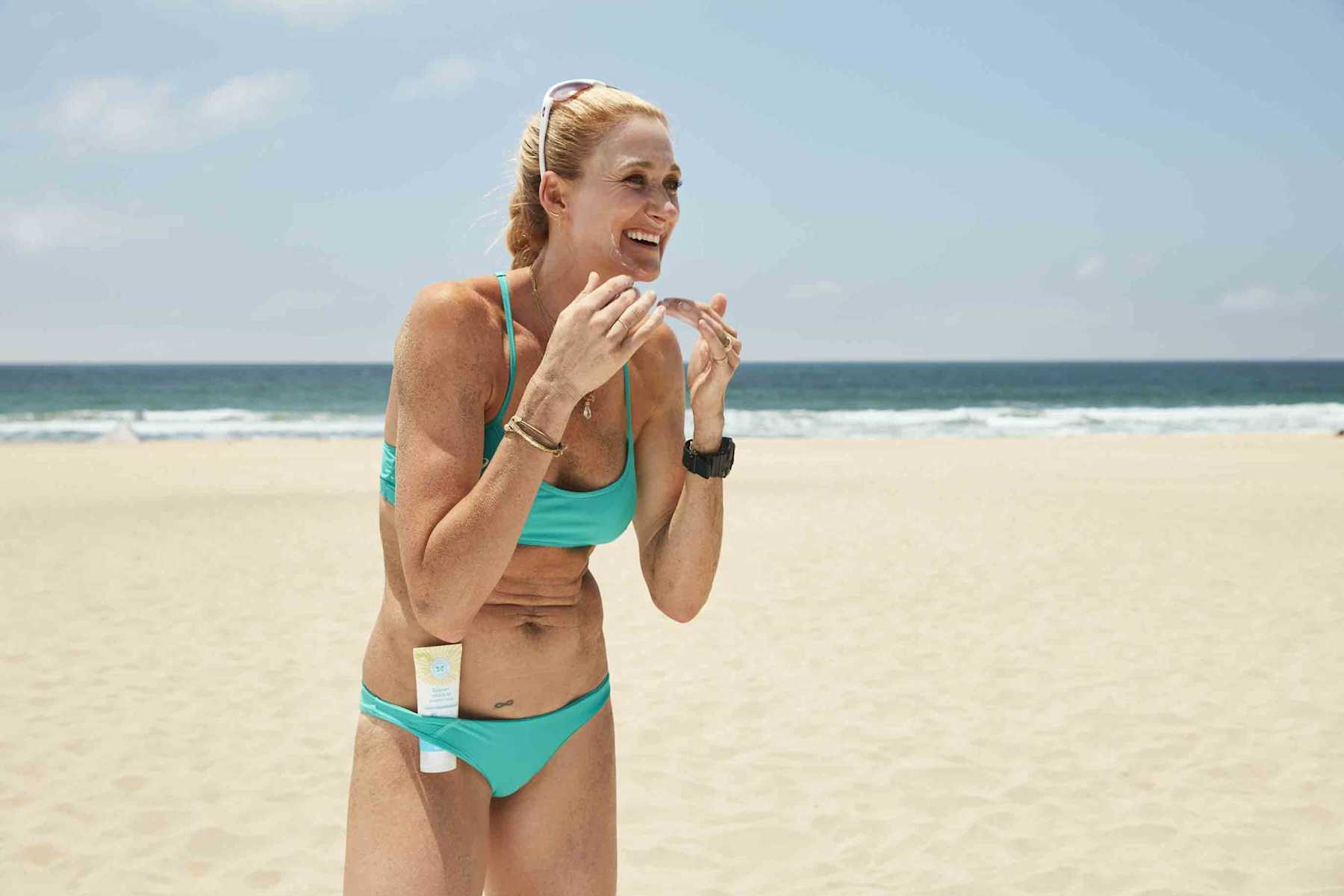 Kerri Walsh Jennings Eyes Gold Medal After Honest Company Partnership Mom Com Kerri Walsh Jennings Eyes Gold Medal After Honest Company Partnership Mom Com
