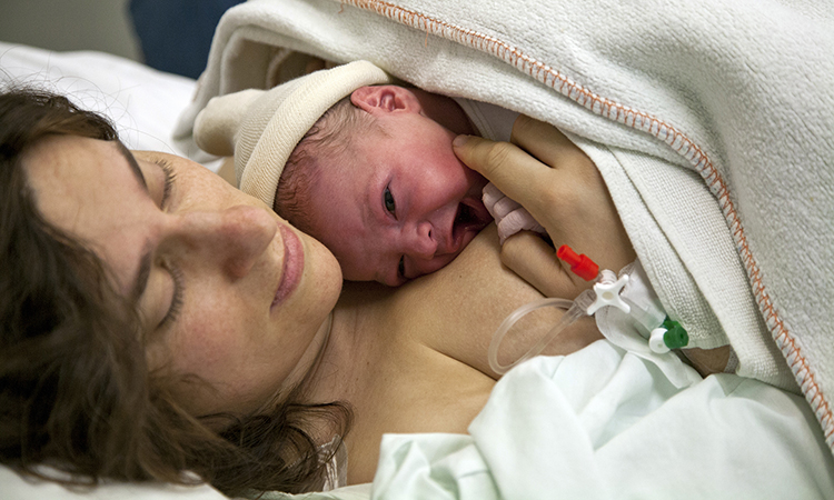 My Drug-Free Birth Was Totally Selfish | Mom.com